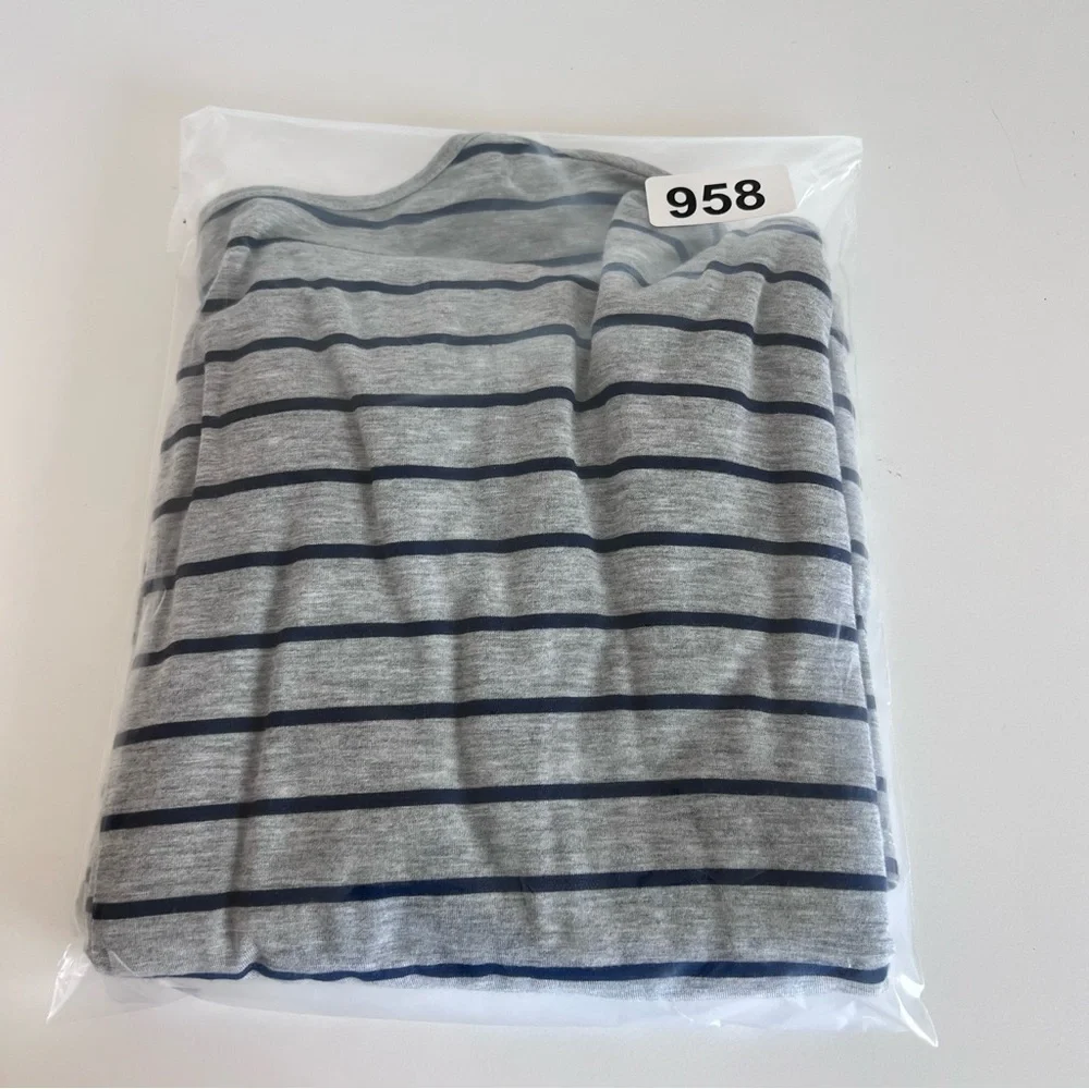 Abercrombie and‎ Fitch Women’s Square Style Boxy Striped Top